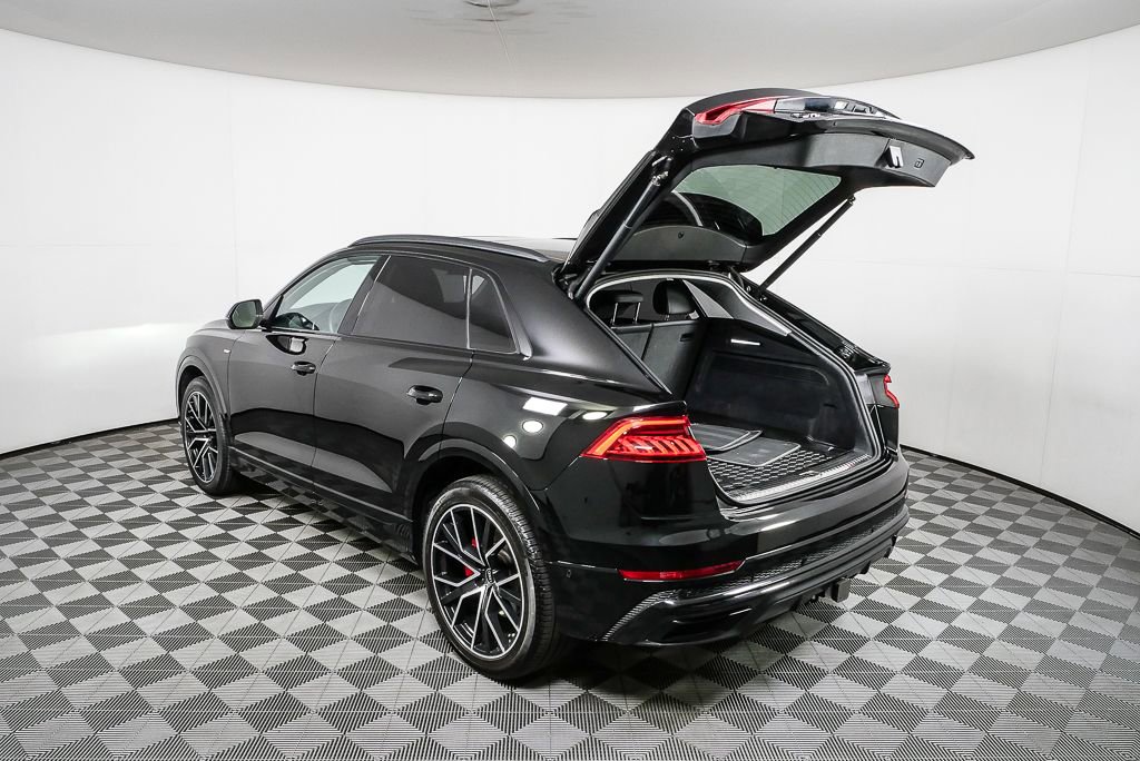 Used 2023 Audi Q8 Prestige w/ Prestige Package image 34
