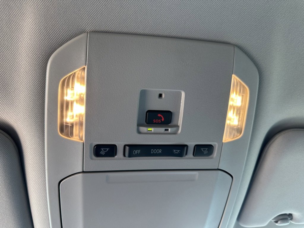 Used 2024 Toyota Highlander LE image 26