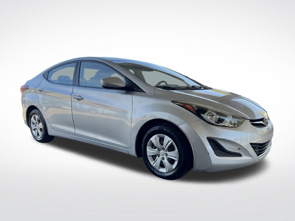 Used 2016 Hyundai Elantra SE FWD image 3