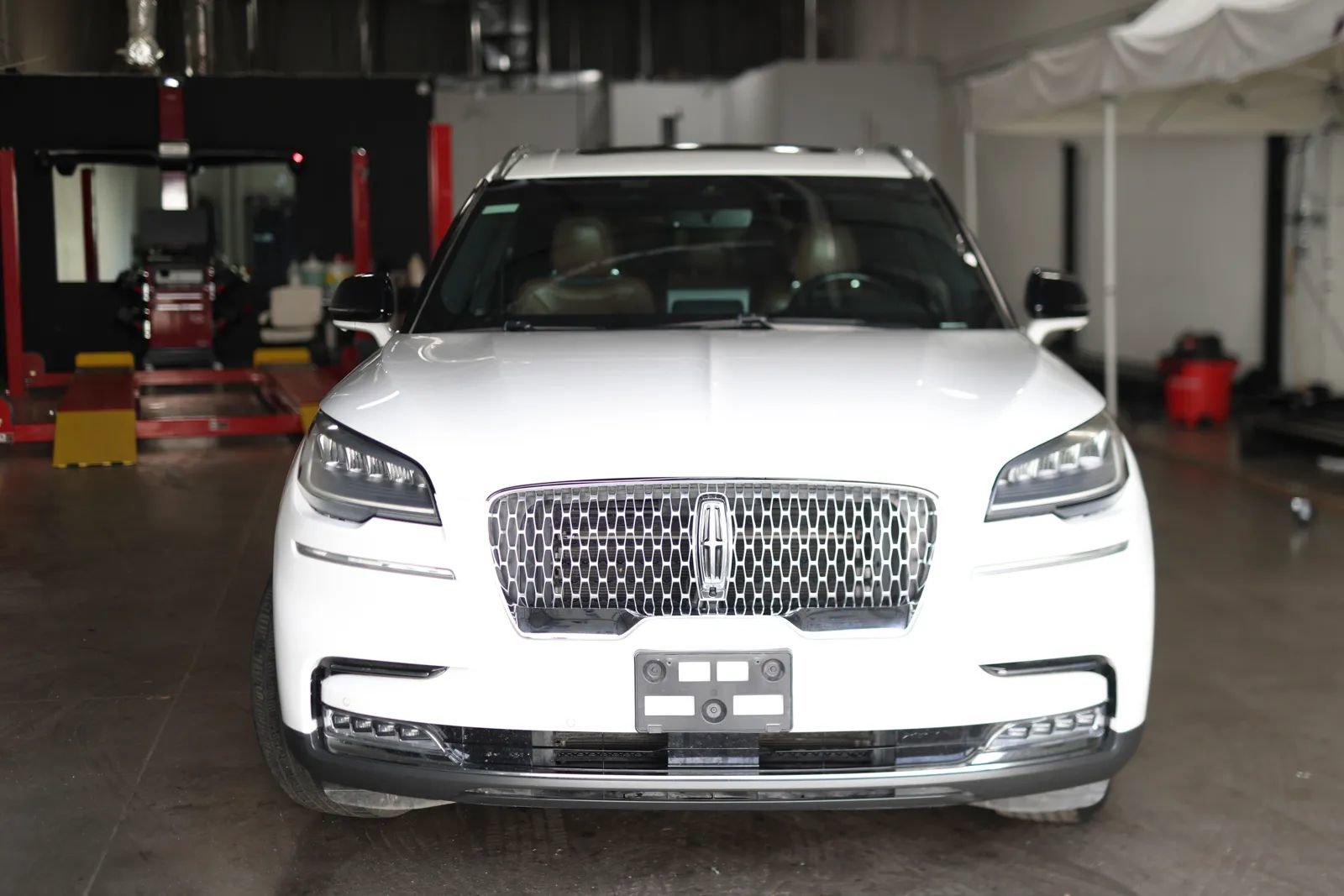 Used 2020 Lincoln Aviator Reserve w/ Equipment Group 201A image 9