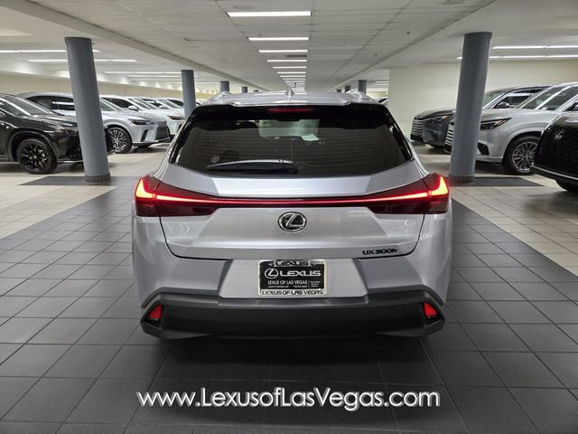 New 2026 Lexus UX 300h FWD image 5