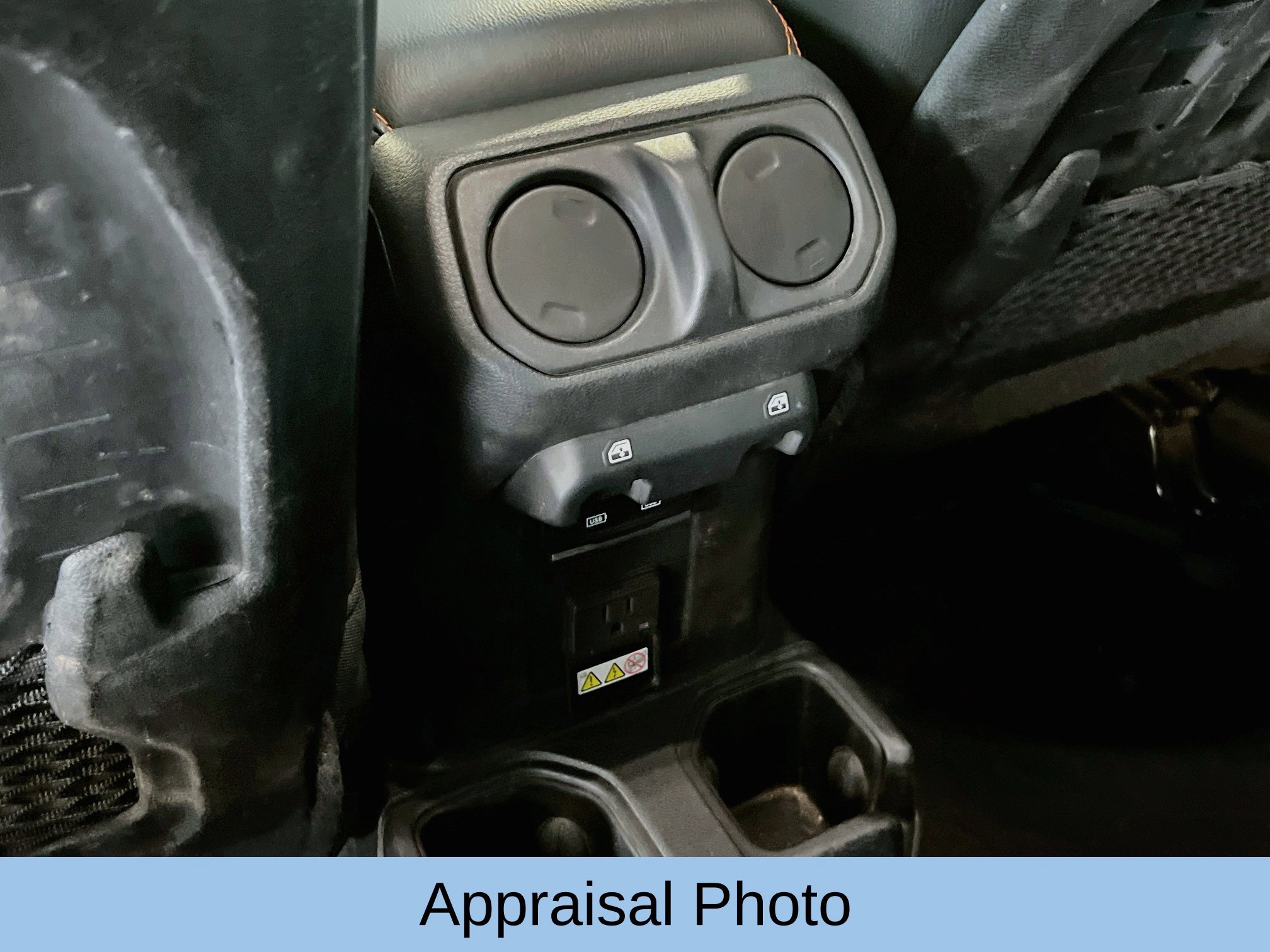 Used 2023 Jeep Gladiator Mojave w/ Cold Weather Group AWD/4WD image 26