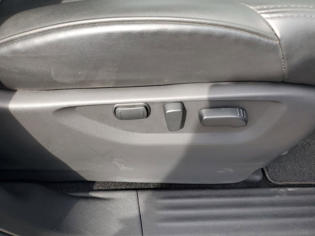 Used 2023 Nissan Armada SV image 36