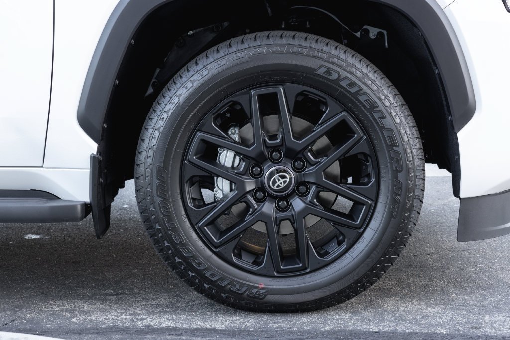 New 2026 Toyota Sequoia Limited w/ Tow Technology Package AWD/4WD image 4