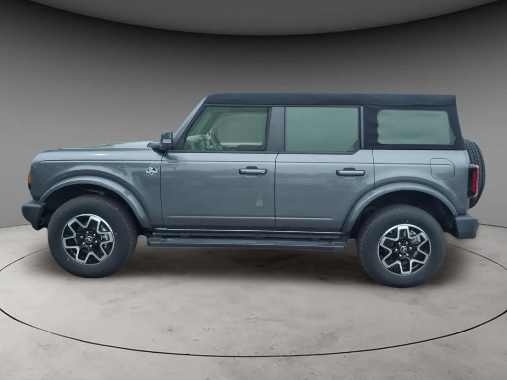New 2024 Ford Bronco Outer Banks AWD/4WD image 2