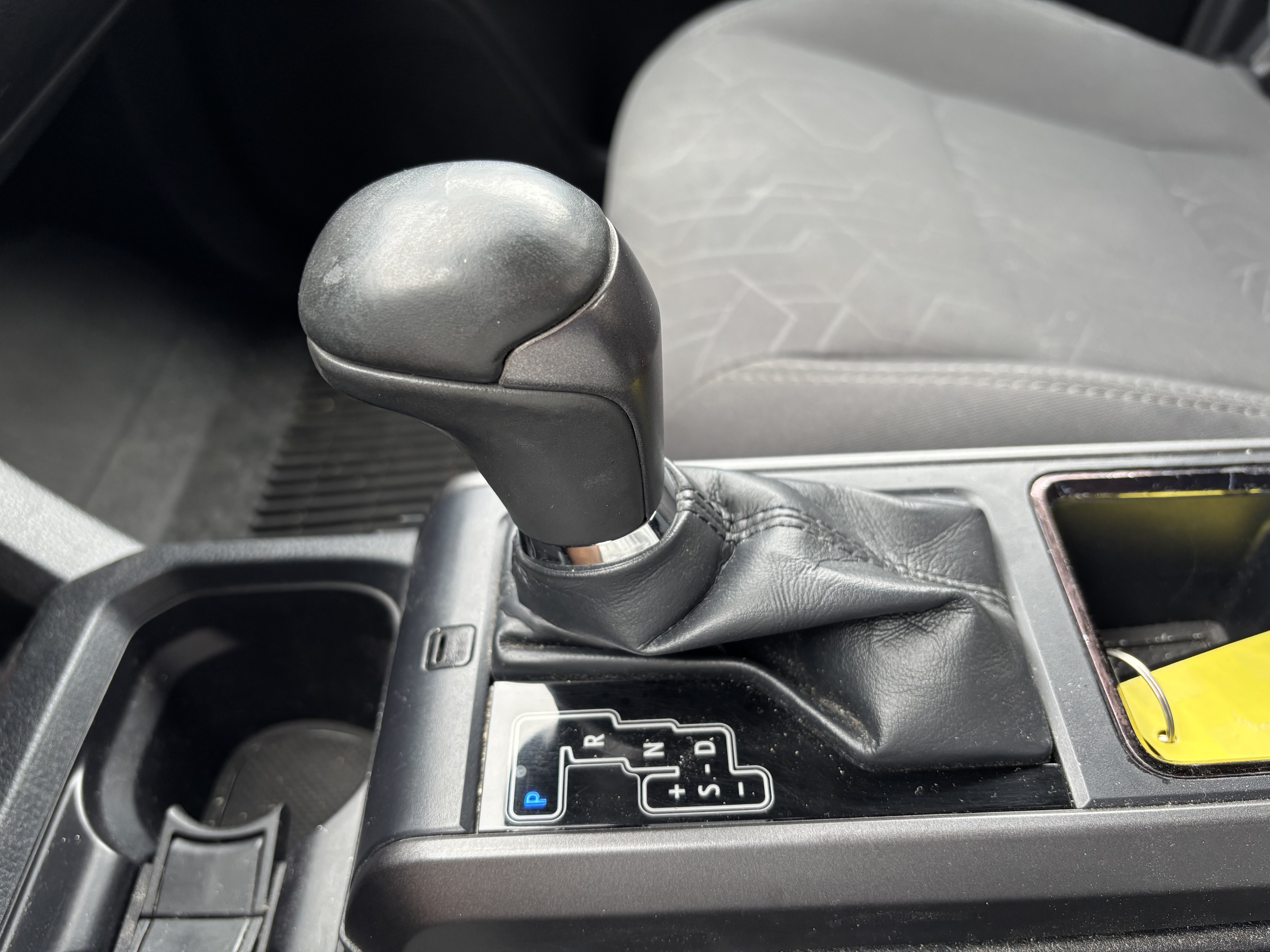 Used 2019 Toyota Tacoma TRD Off-Road w/ Technology Package AWD/4WD image 22