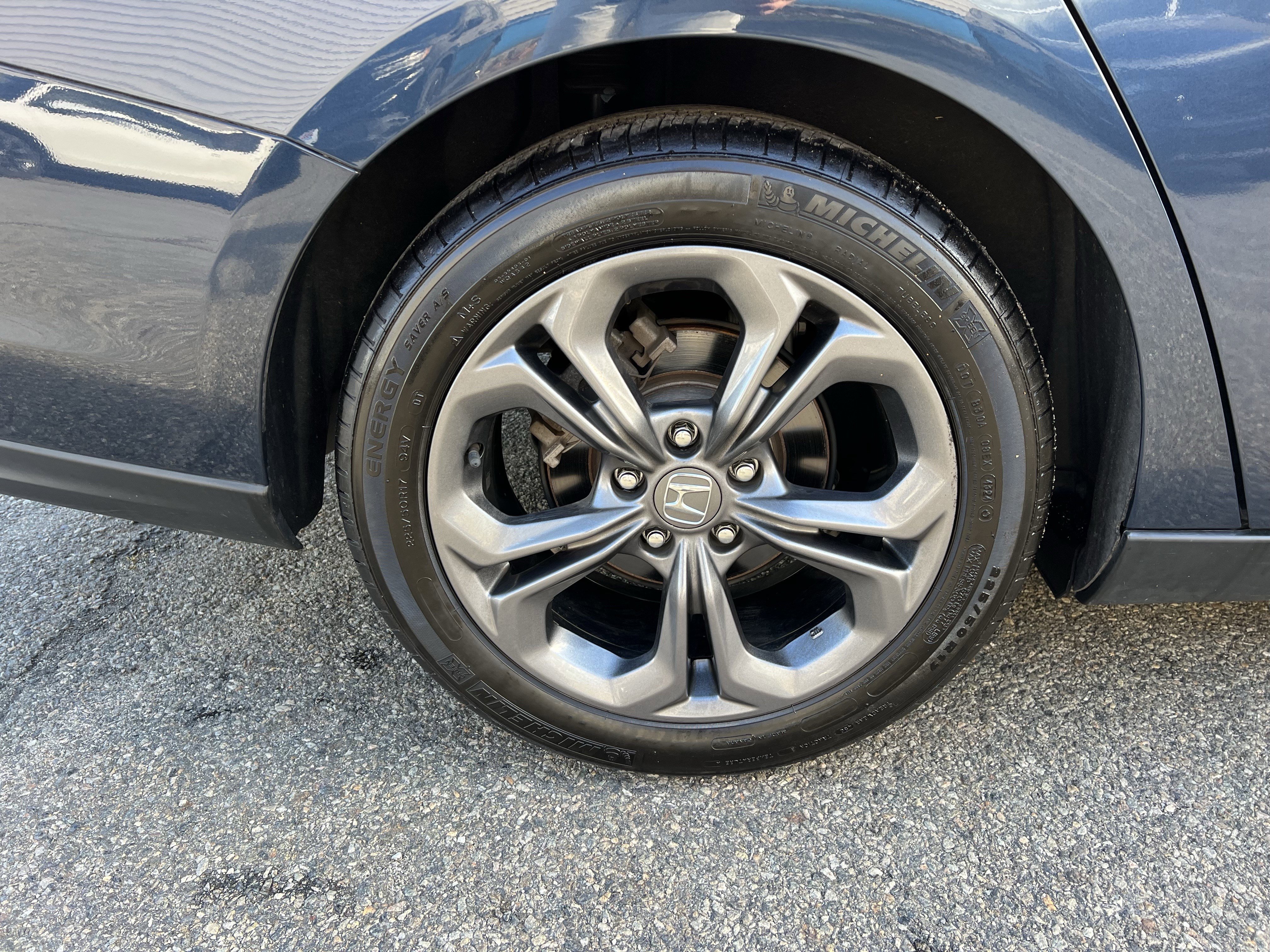 Certified 2023 Honda Accord EX image 9