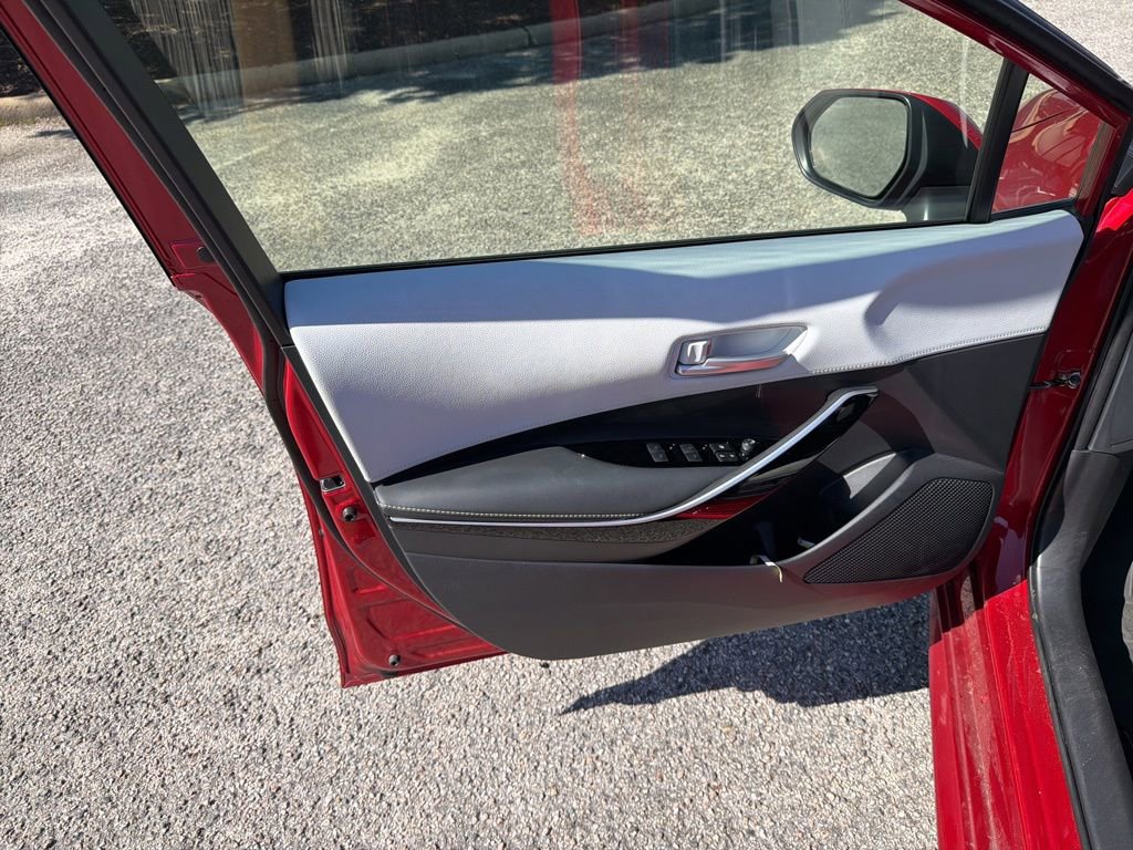 Used 2025 Toyota Corolla XSE FWD image 12