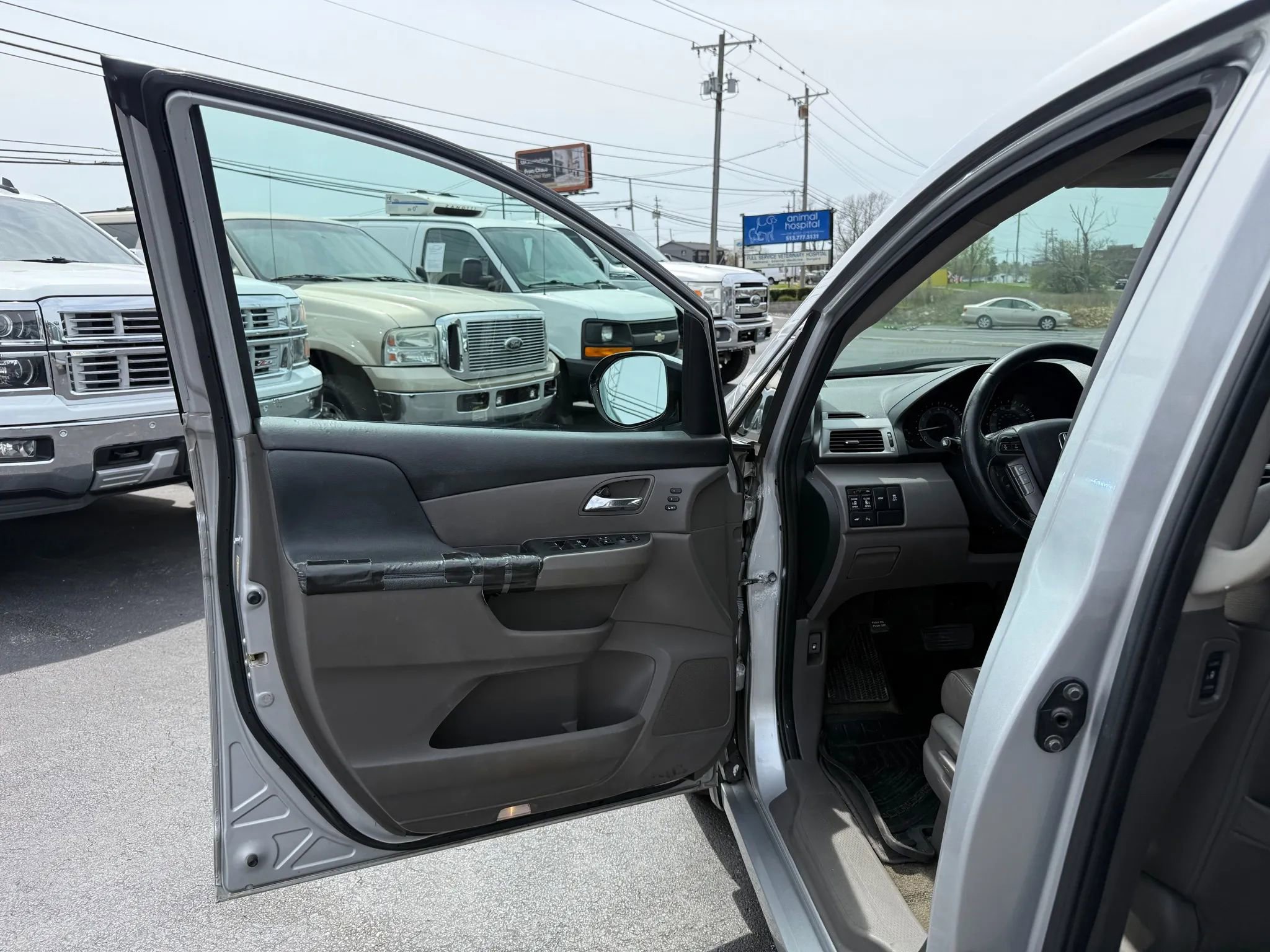Used 2015 Honda Odyssey Touring Elite image 41