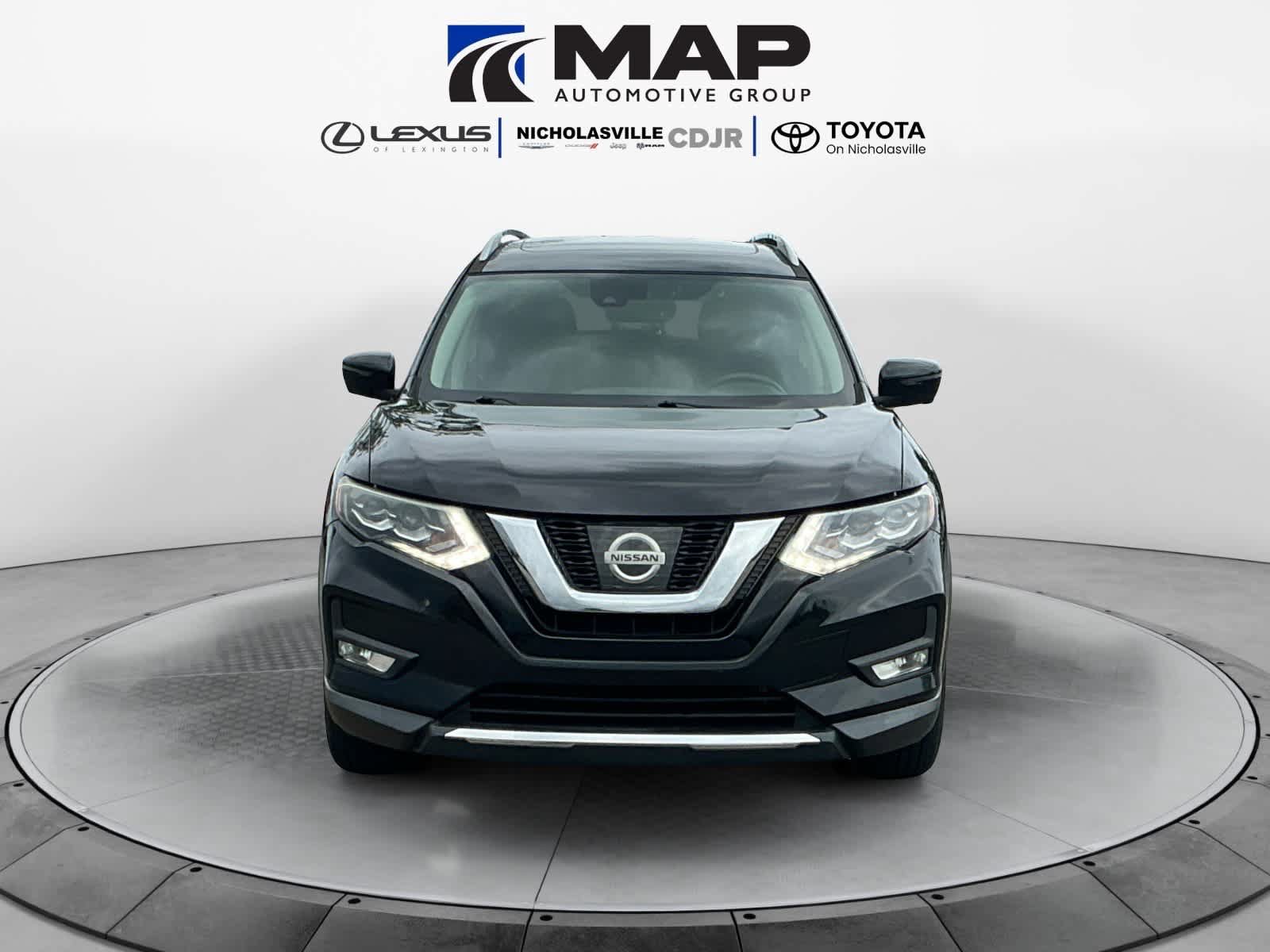Used 2017 Nissan Rogue SL w/ SL Premium Package AWD/4WD image 8