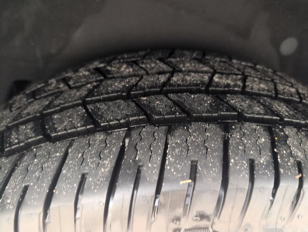 Used 2019 Ford Expedition Limited w/ Equipment Group 303A AWD/4WD image 16