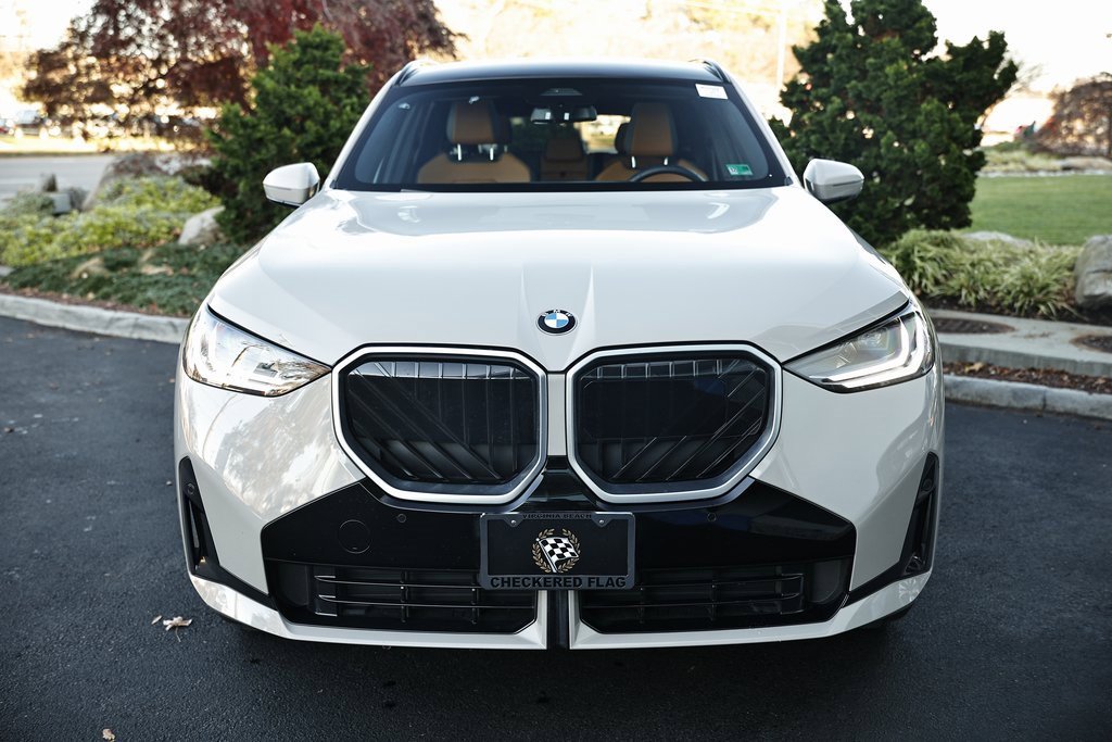 Certified 2025 BMW X3 xDrive30i w/ M Sport Package image 13