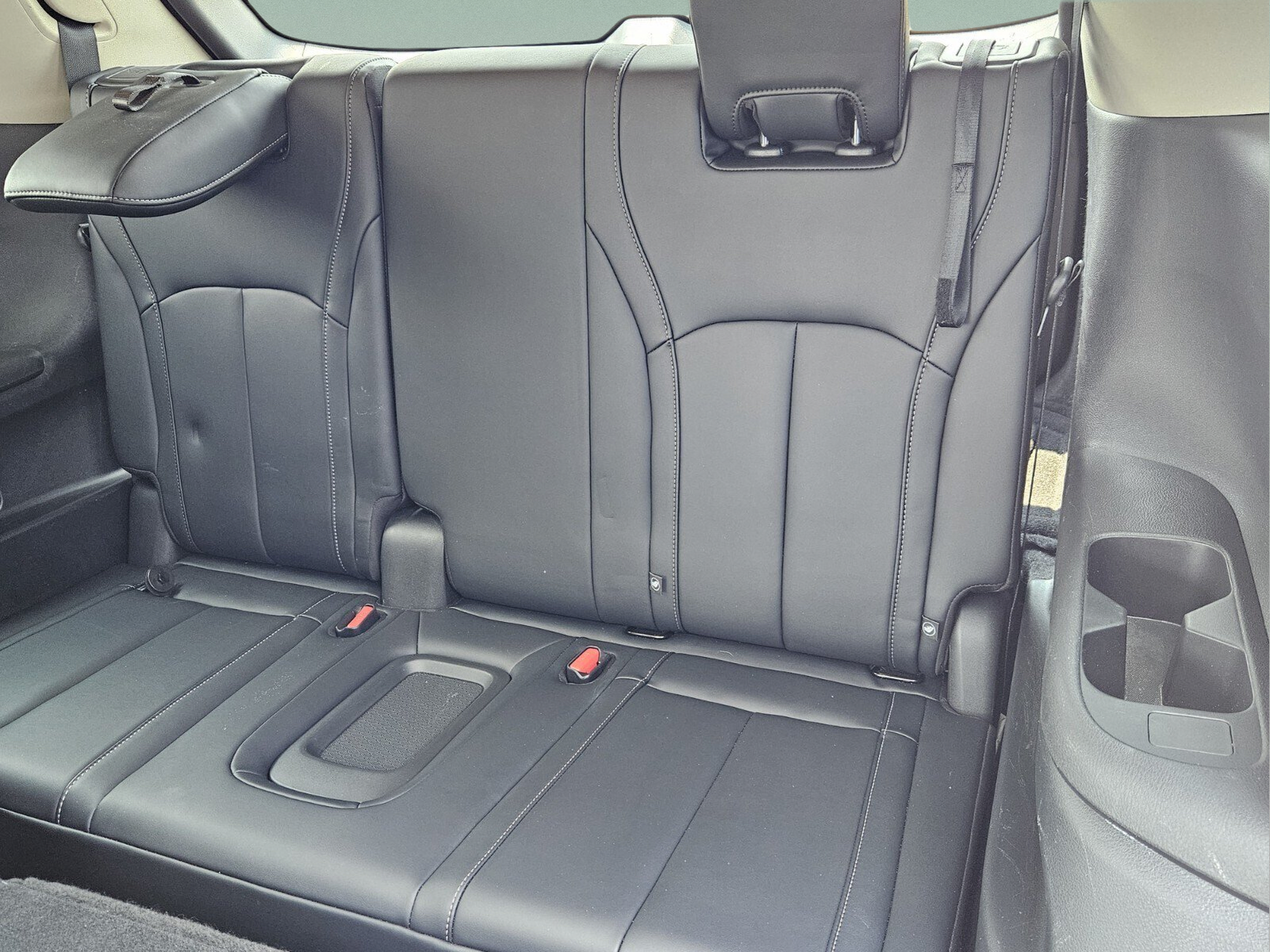 Used 2023 INFINITI QX60 Luxe w/ Cargo Package AWD/4WD image 9