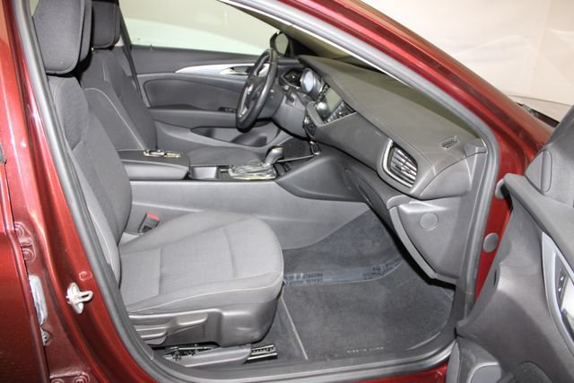 Used 2018 Buick Regal Preferred w/ Sights and Sounds Package AWD/4WD image 12