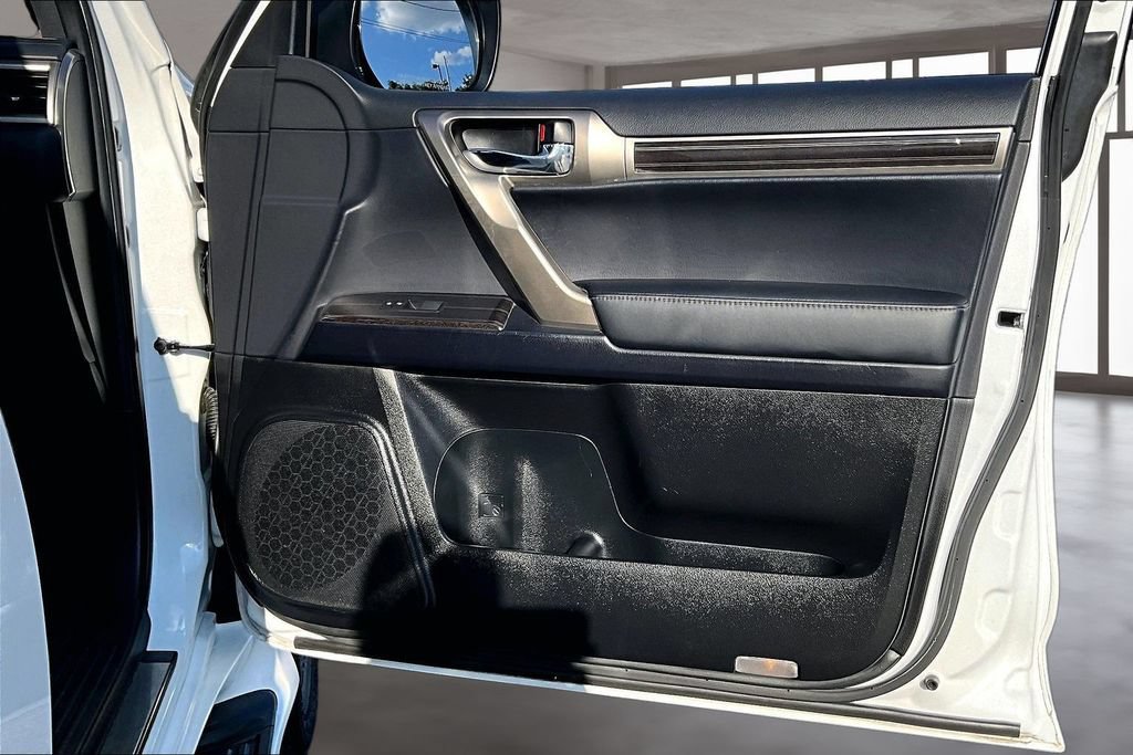Used 2020 Lexus GX 460 Premium AWD/4WD image 24