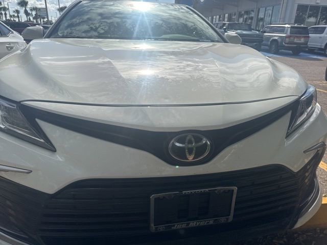Used 2021 Toyota Camry LE FWD image 2