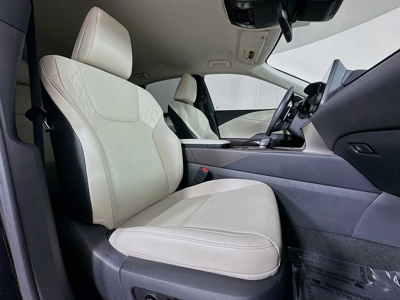 Used 2023 Lexus RX 350 FWD w/ Accessory Package (Z1) image 25