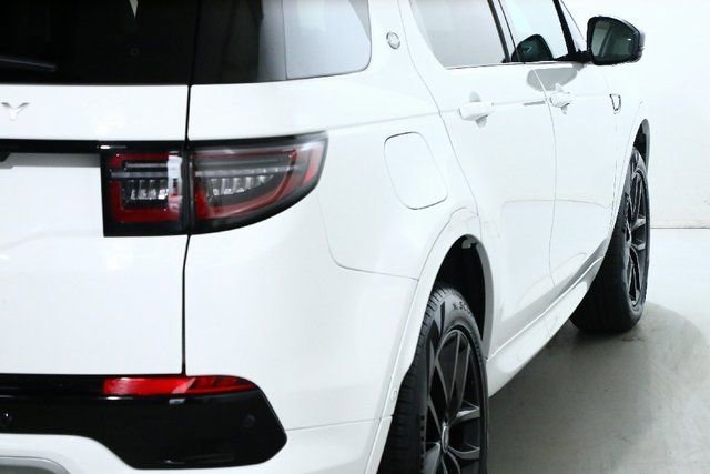 Certified 2025 Land Rover Discovery Sport S image 8