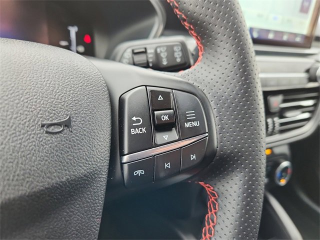 Used 2025 Ford Escape ST-Line image 24