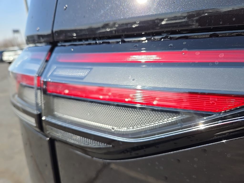 New 2025 Volkswagen ID. Buzz 1st Edition RWD image 13