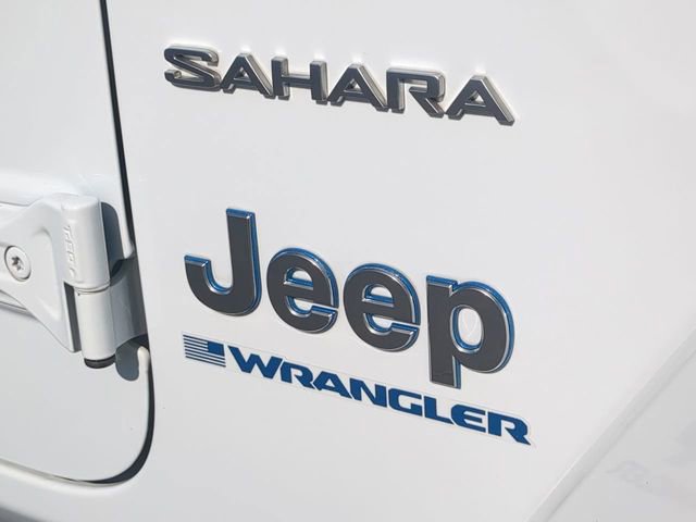 Used 2023 Jeep Wrangler Unlimited Sahara w/ Cold Weather Group image 13