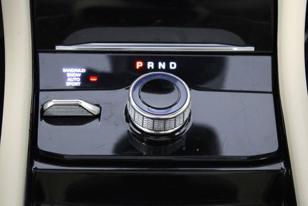 Used 2021 Jeep Grand Cherokee L Limited w/ Luxury Tech Group II image 44