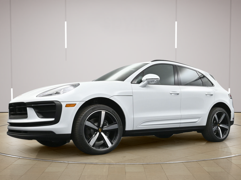 Certified 2026 Porsche Macan AWD/4WD image 31