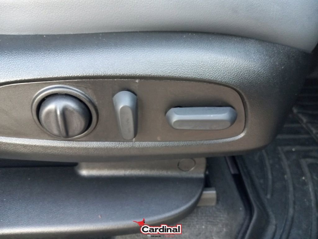 Used 2023 Buick Enclave Essence w/ Sport Touring Edition image 22