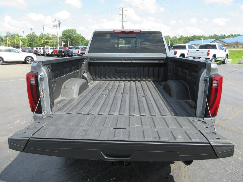 Certified 2026 GMC Sierra 3500 Denali Ultimate AWD/4WD image 8