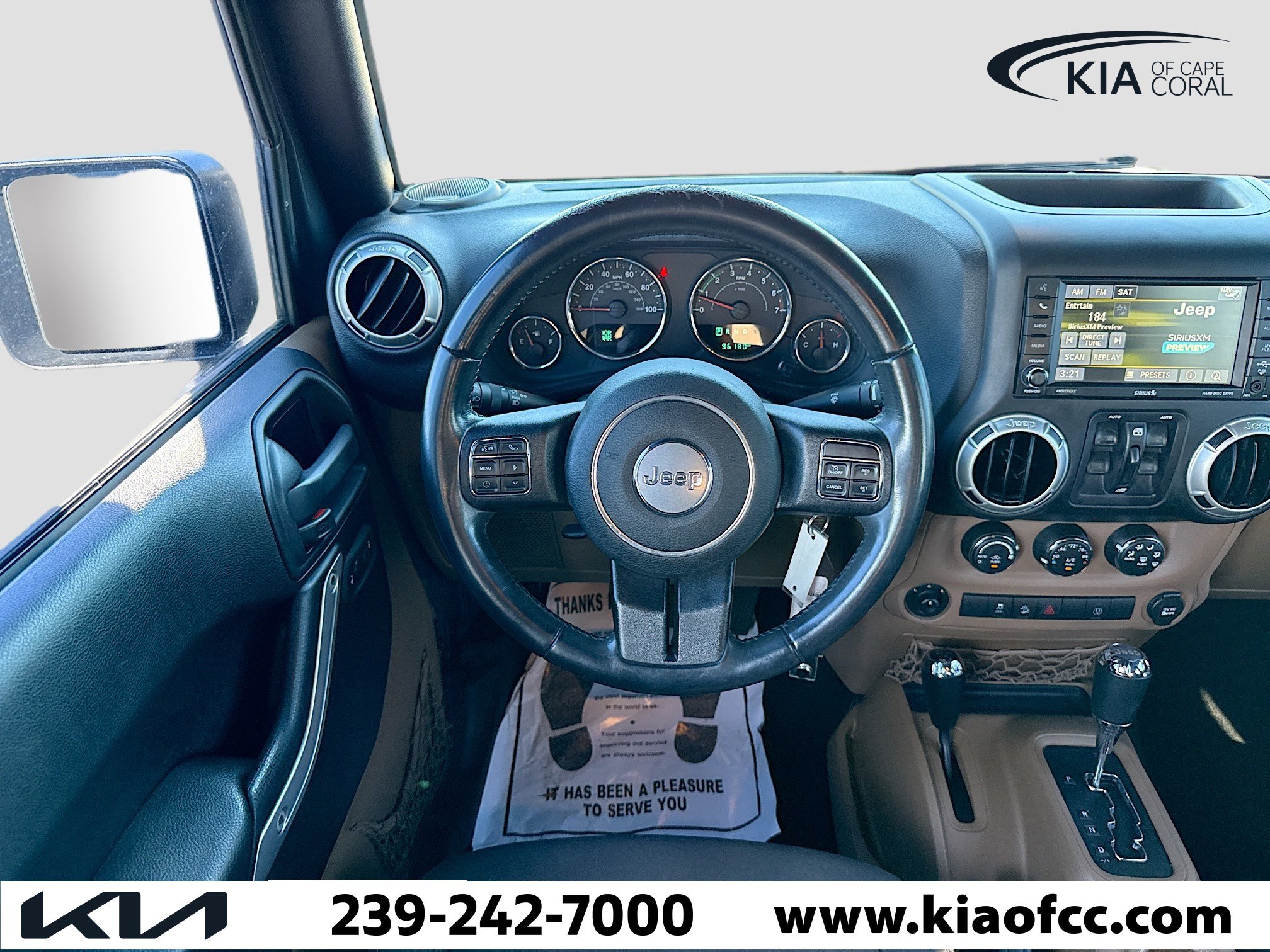 Used 2017 Jeep Wrangler Unlimited Sahara w/ Connectivity Group image 15