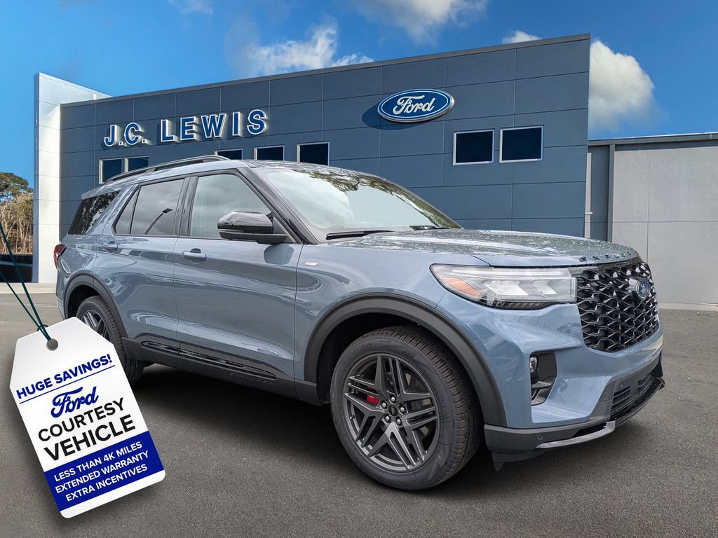 New 2026 Ford Explorer ST-Line w/ ST-Line Street Pack
