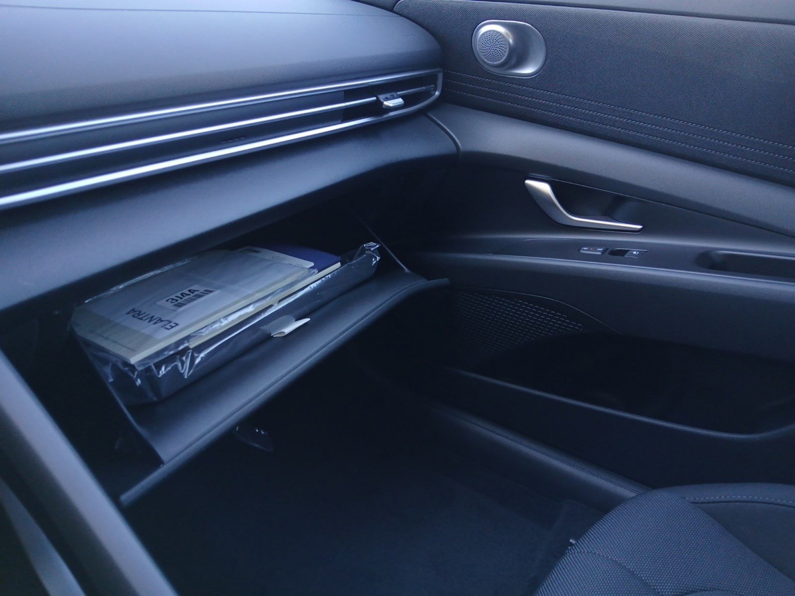 New 2026 Hyundai Elantra SE image 20