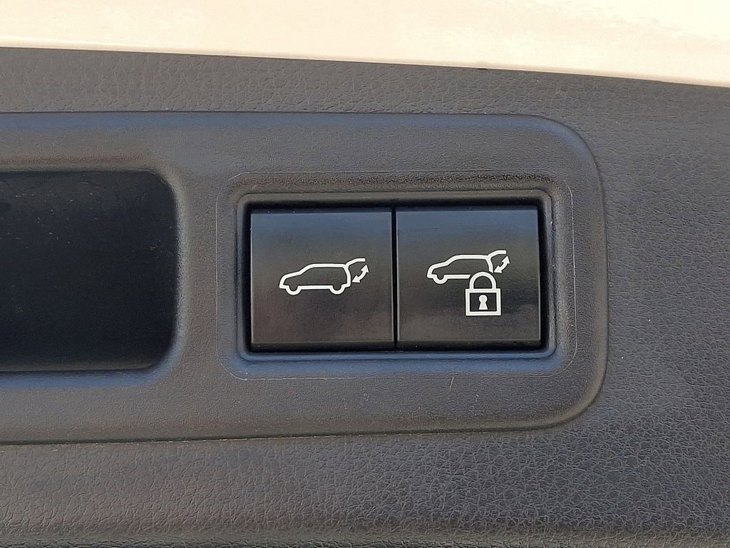 Used 2023 Lexus RX 350 w/ Accessory Package (Z1) image 29