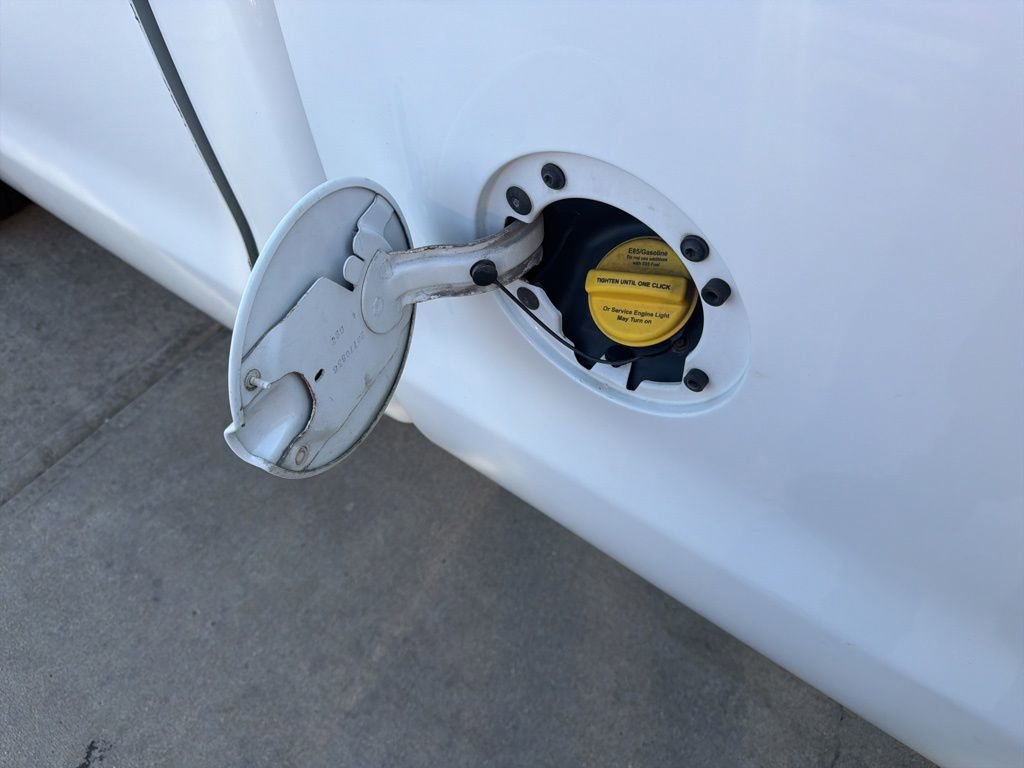 Used 2015 GMC Sierra 1500 2WD Regular Cab image 39