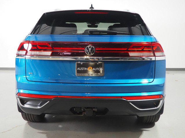 Used 2024 Volkswagen Atlas SE w/ Technology Package image 46