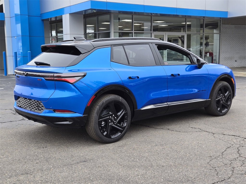 New 2026 Chevrolet Equinox EV RS image 4