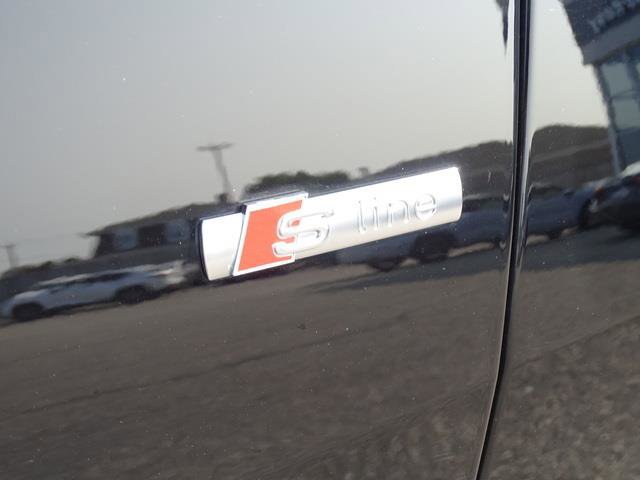 Used 2021 Audi Q8 Premium Plus w/ Premium Plus Package image 11