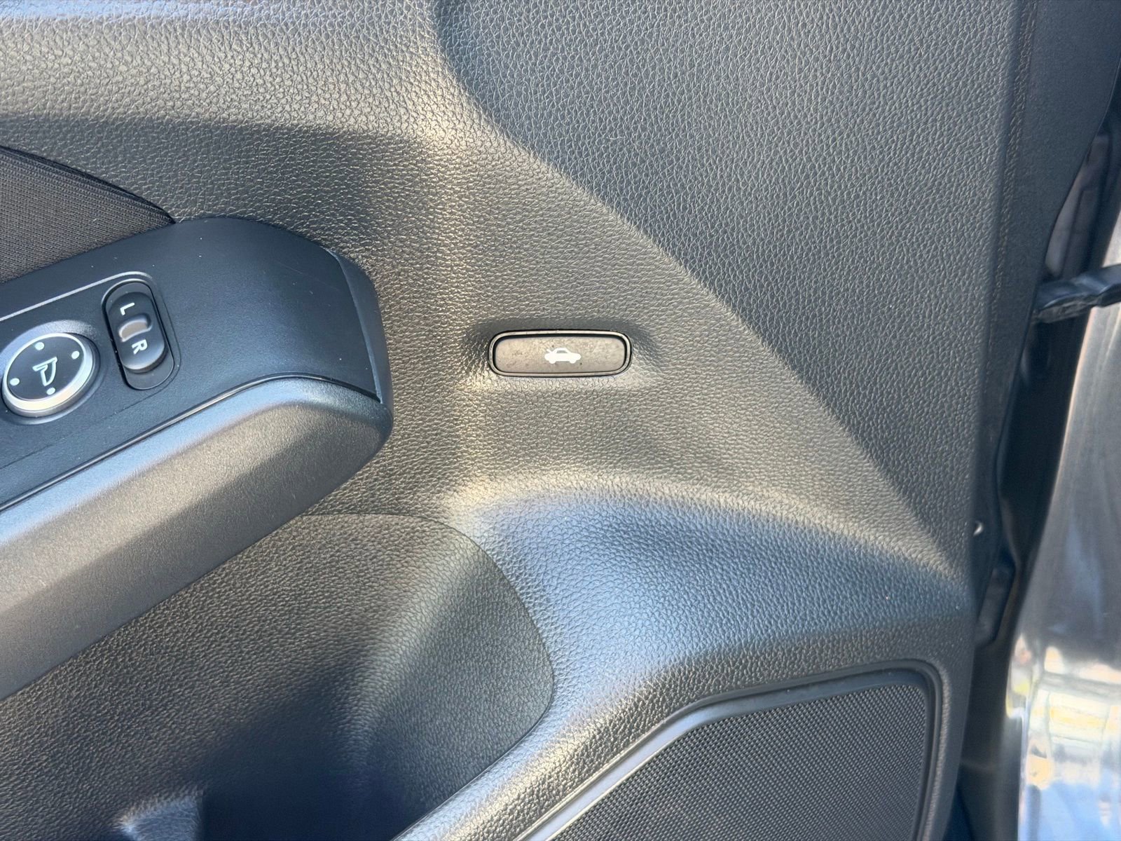 Used 2023 Honda Civic LX image 14