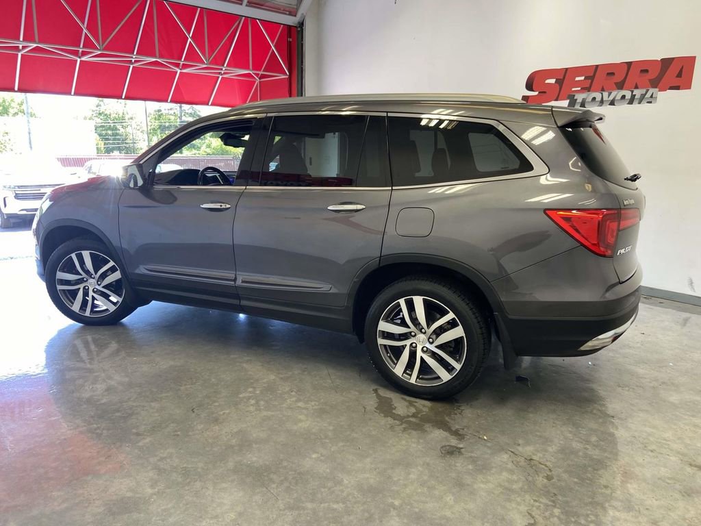 Used 2018 Honda Pilot Elite image 6