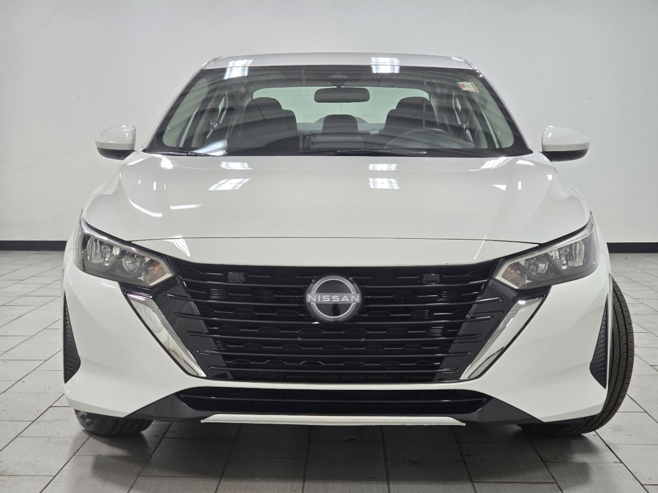 Used 2025 Nissan Sentra SV image 8