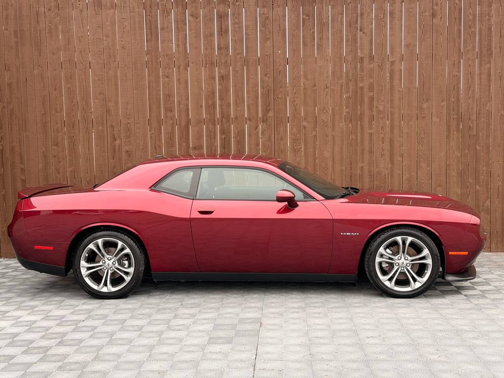 Used 2022 Dodge Challenger R/T RWD image 13
