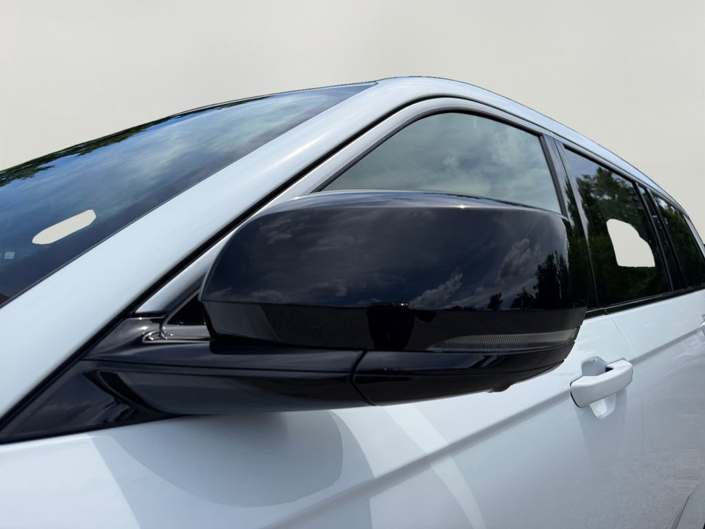 New 2026 Jeep Grand Cherokee L Limited RWD image 11