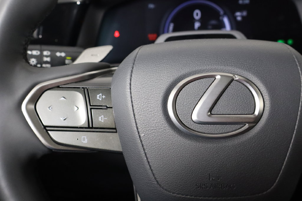 Used 2024 Lexus RZ 450e Premium w/ Accessory Package (K3) AWD/4WD image 8
