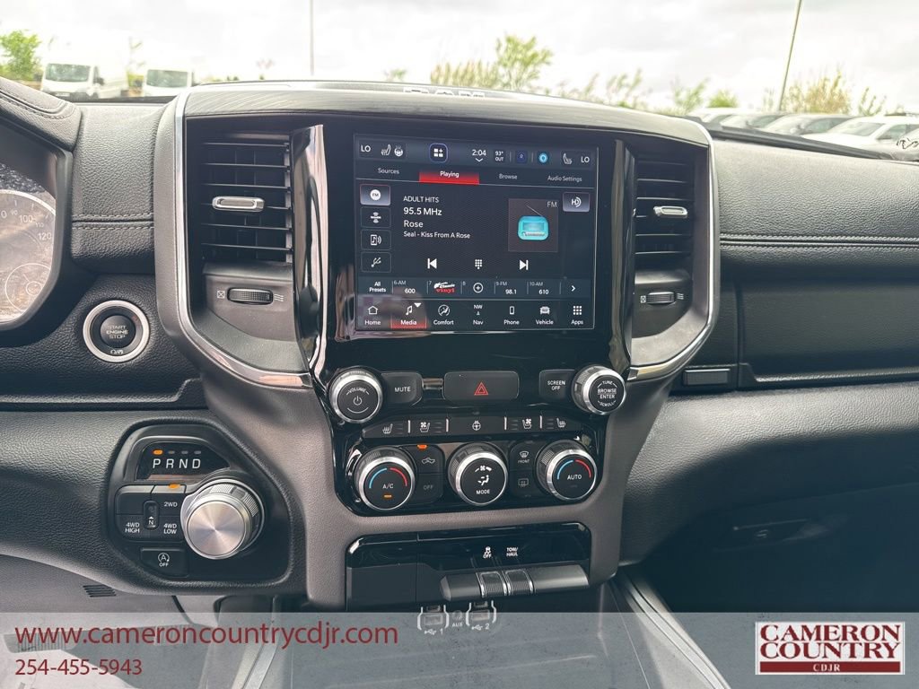 Used 2024 RAM 1500 Laramie AWD/4WD image 11