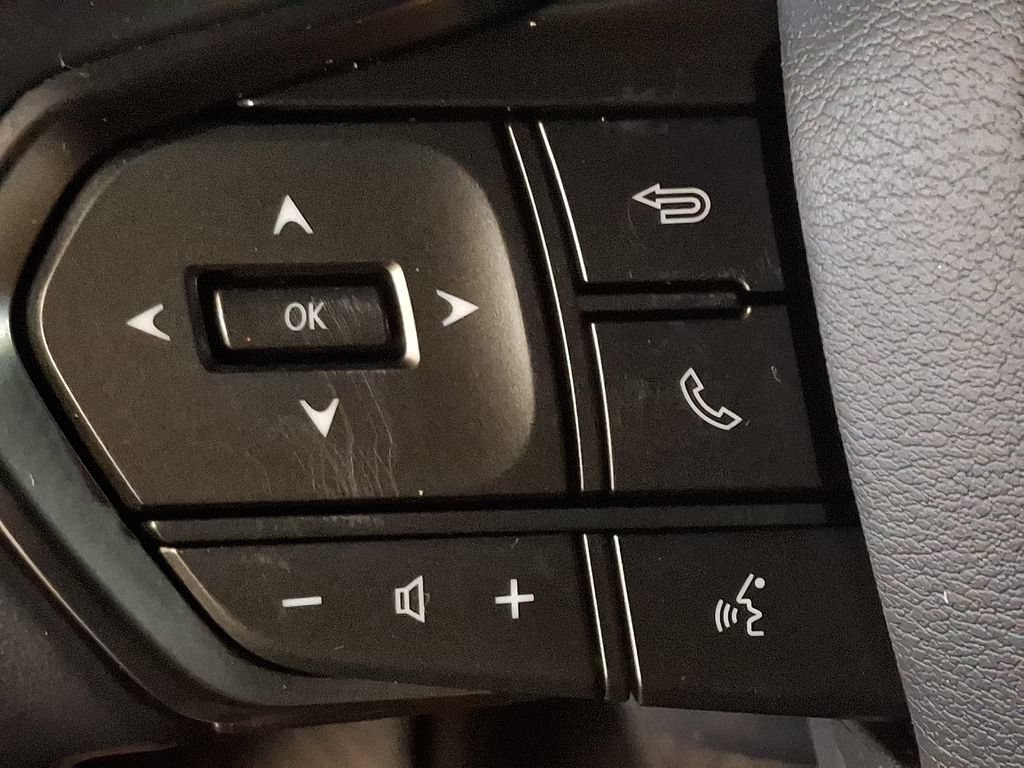 Used 2022 Lexus LX 600 4WD w/ Appearance Package image 21
