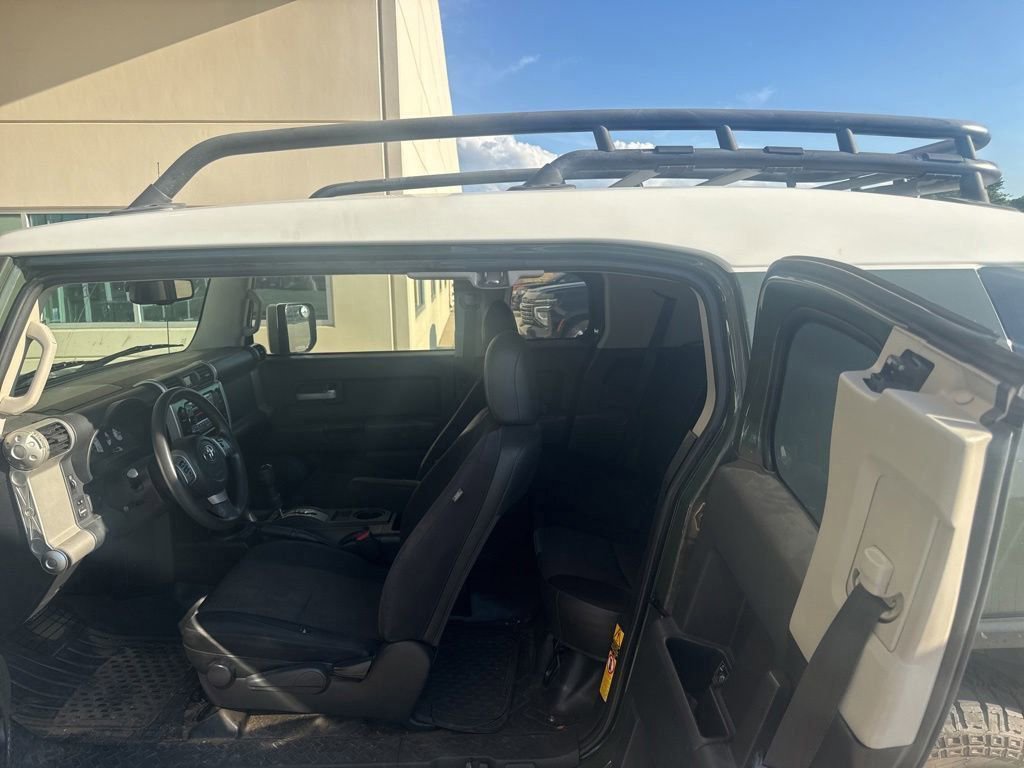 Used 2012 Toyota FJ Cruiser 4WD w/ Convenience Pkg image 24