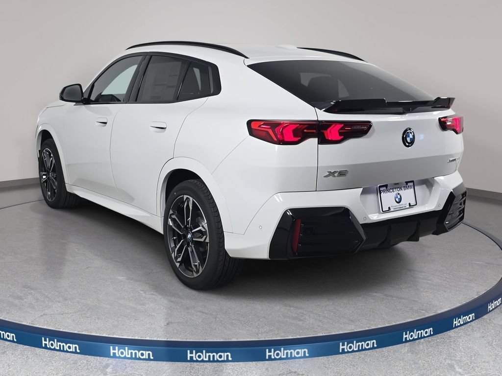 New 2026 BMW X2 xDrive28i w/ Technology Package AWD/4WD image 7