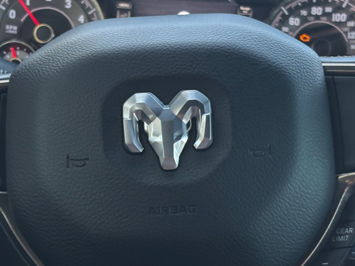 Used 2022 RAM 1500 Limited w/ Body Color Bumper Group image 12