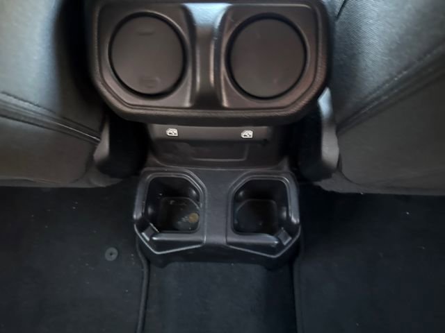 Used 2018 Jeep Wrangler Unlimited Sport S image 22