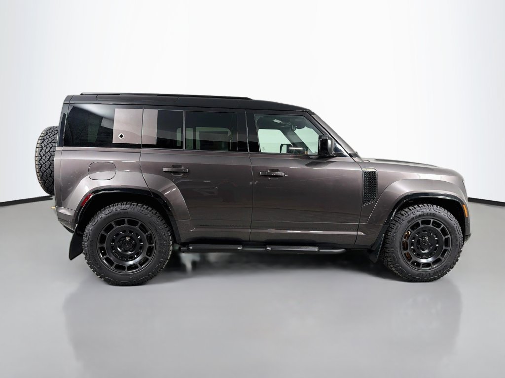 New 2026 Land Rover Defender 110 OCTA AWD/4WD image 4